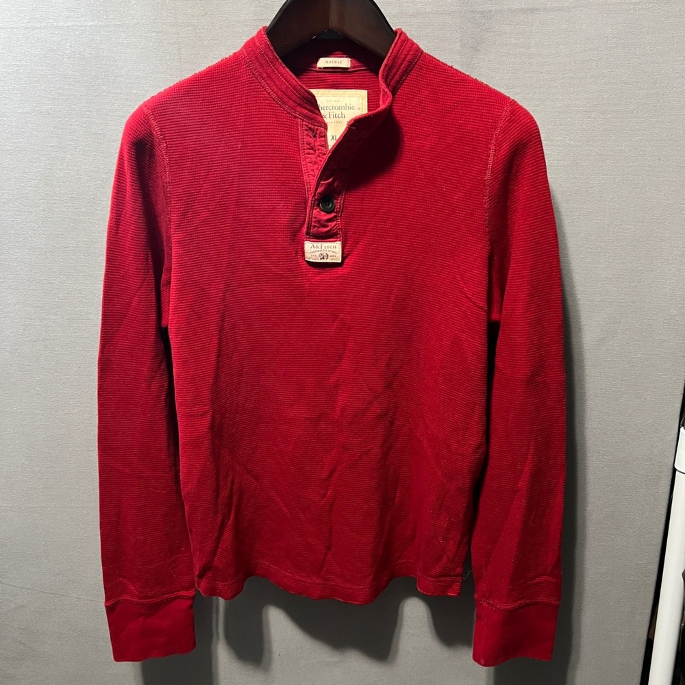 Abercrombie & Fitch Mens XL Red Waffle Knit Muscle Fit Henley Long Sleeve Shirt